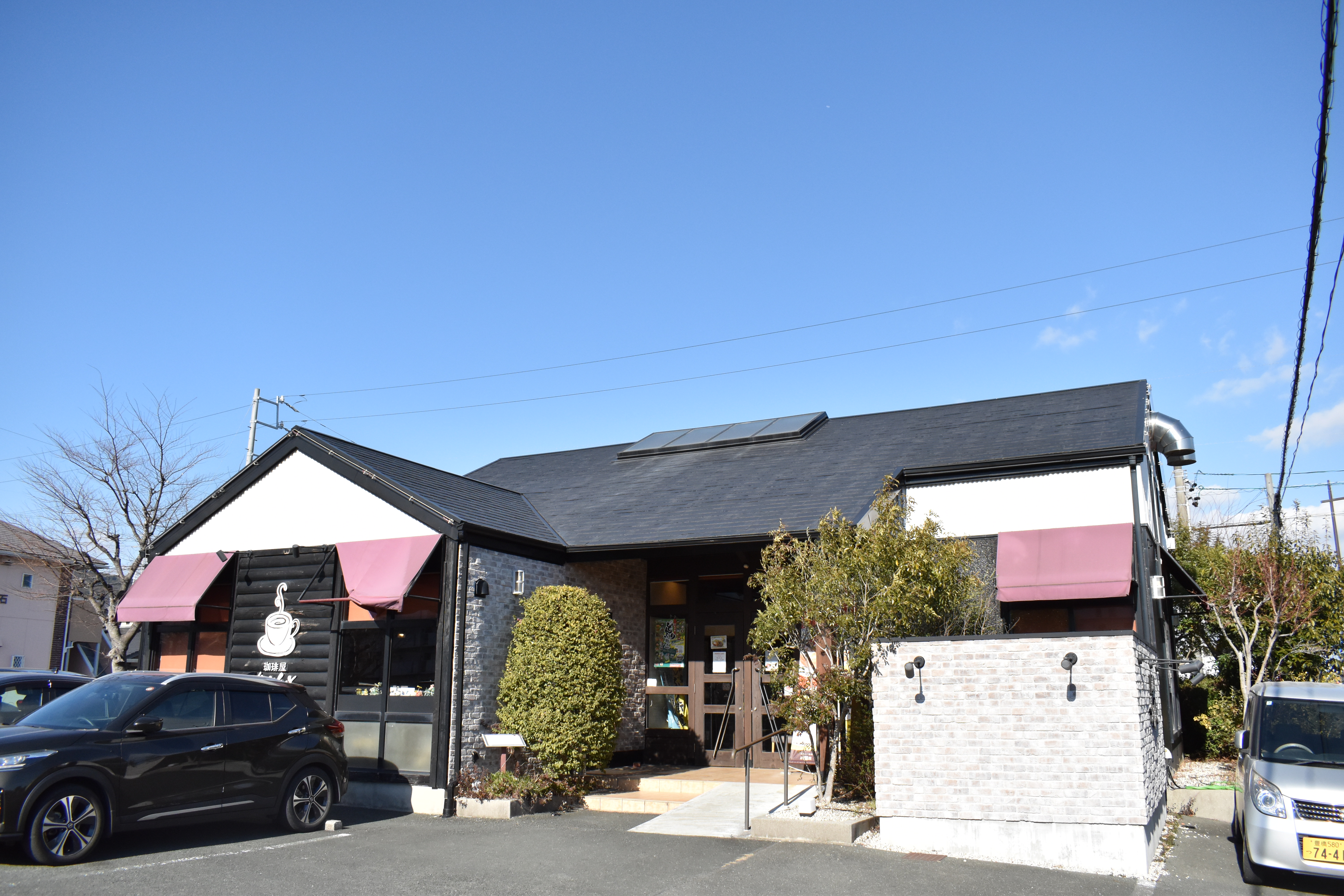 珈琲屋かれんと 田原店 外観